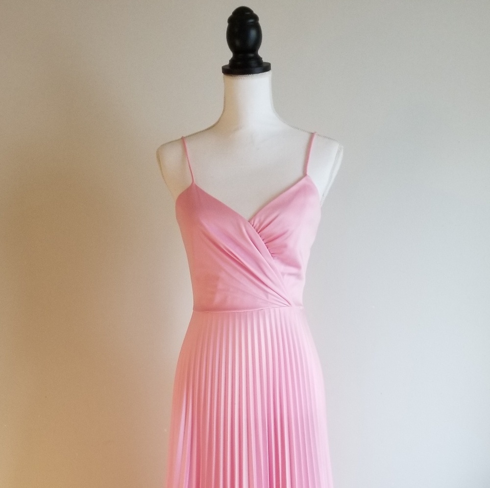 Vintage formal dress, fits between a size S/M